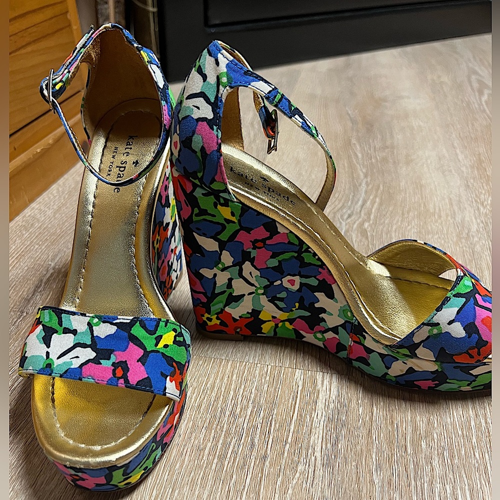 Kate Spade New York Dabney Floral Fabric Stack Wedge Sandal Sz 8 Preowned